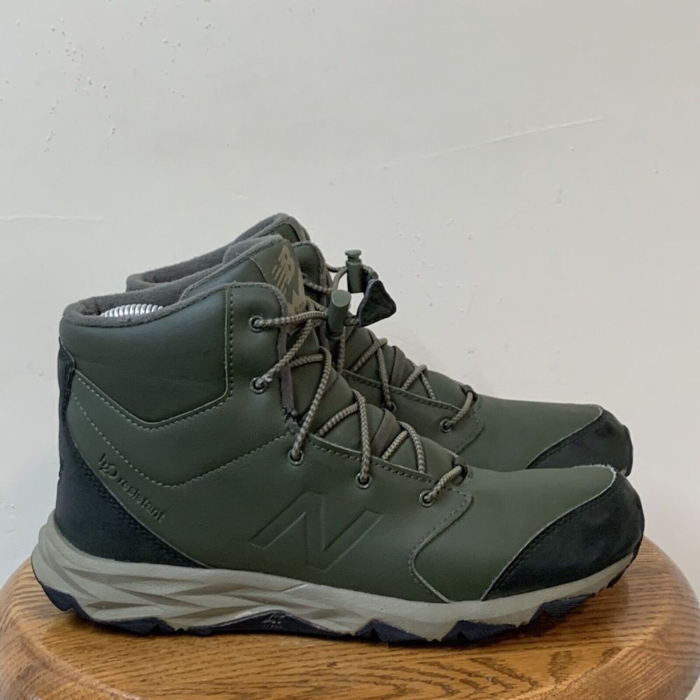 New Balance 800 Green  Shoes Classic Boys Size 6.5